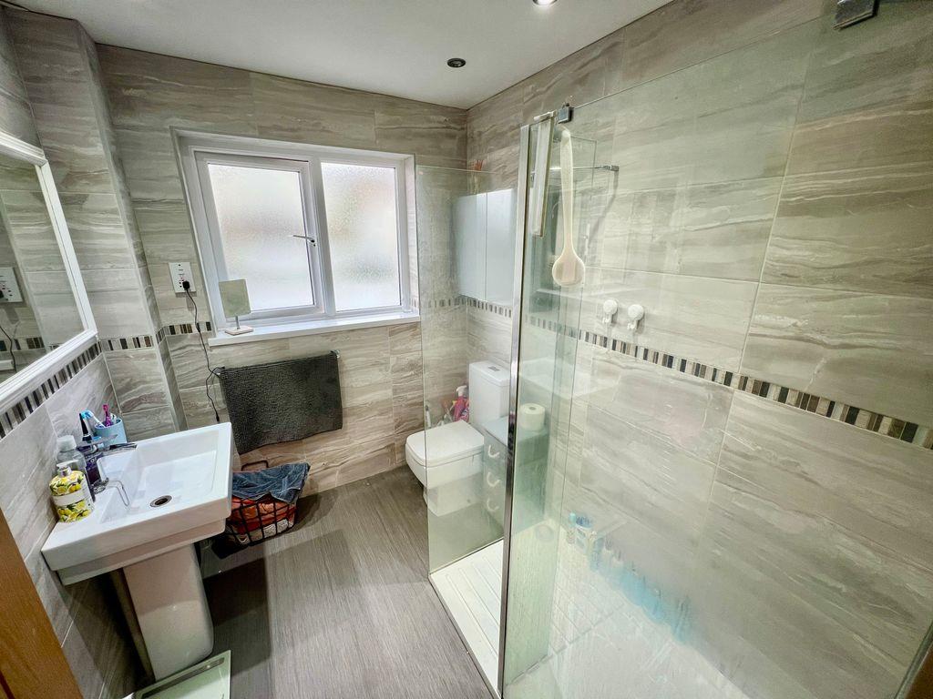 Plunch Lane, Mumbles, Swansea, SA3 4JE